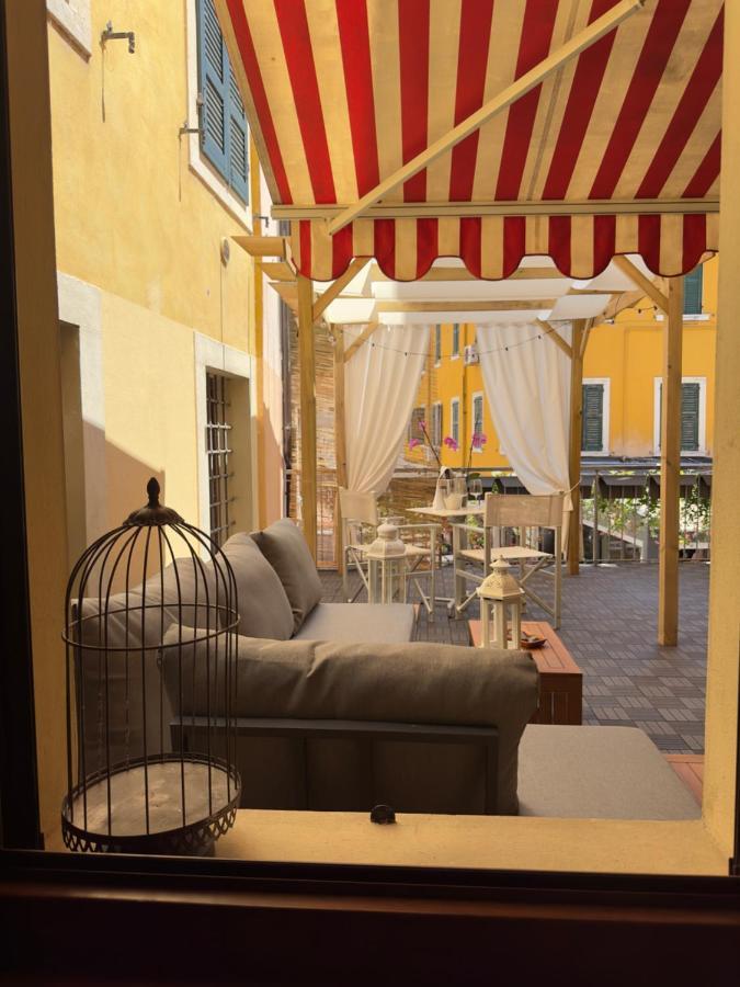 Napule...E Apartments Peschiera del Garda Eksteriør billede